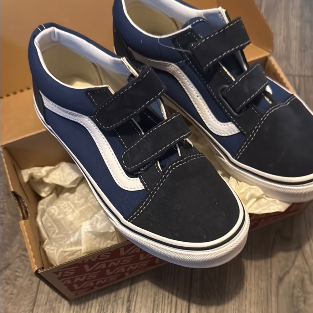 Vans Blue and White Old Skool Sneakers with Velcro